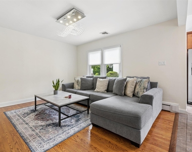 101 Lefferts Road - Photo Thumbnail 7