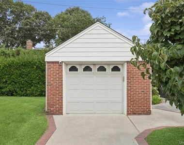 101 Lefferts Road - Photo Thumbnail 29