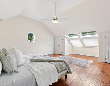 101 Lefferts Road - Photo Thumbnail 19