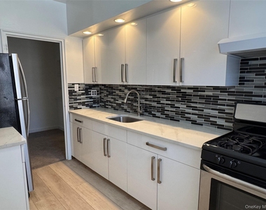 99-41 64th Avenue - Photo Thumbnail 2