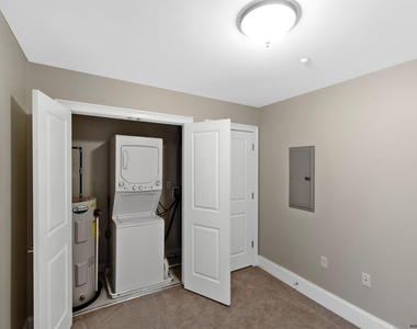 510 Broadway - Photo Thumbnail 8
