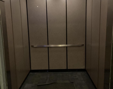 4 Sheridan Avenue - Photo Thumbnail 10