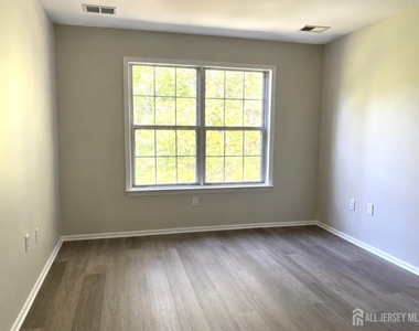 7302 Elm Court - Photo Thumbnail 9