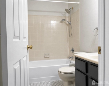 7302 Elm Court - Photo Thumbnail 15
