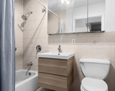 547 Gates Avenue - Photo Thumbnail 5