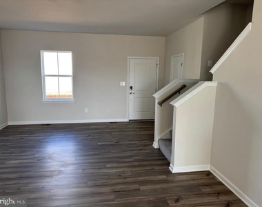1257 Cedar Valley Road - Photo Thumbnail 10
