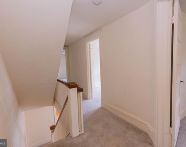 124 S Kentucky Avenue - Photo Thumbnail 16