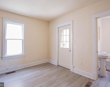 124 S Kentucky Avenue - Photo Thumbnail 17