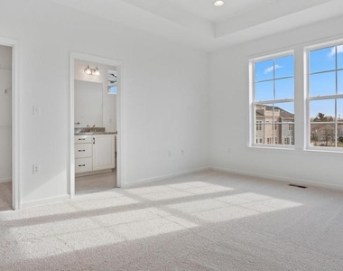 610 Hemsworth Lane - Photo Thumbnail 15
