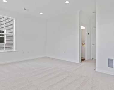 610 Hemsworth Lane - Photo Thumbnail 6