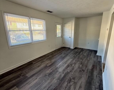19 Jigsaw Place - Photo Thumbnail 3
