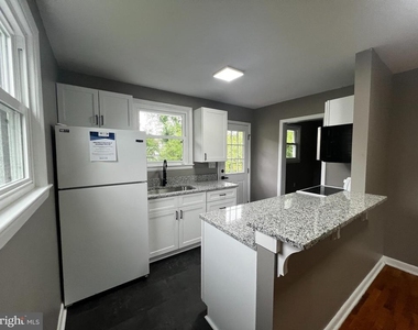 265 Opequon Avenue - Photo Thumbnail 14