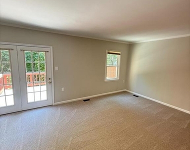 12413 Eden Lane - Photo Thumbnail 6