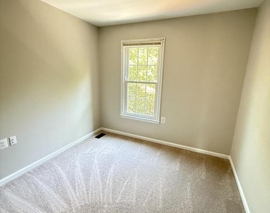 12413 Eden Lane - Photo Thumbnail 16