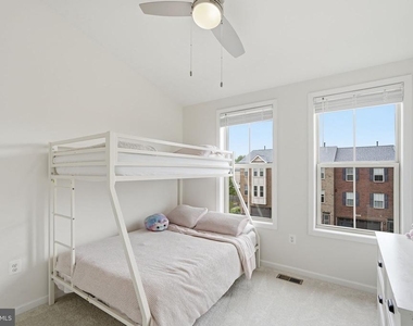 6833 William White Way - Photo Thumbnail 15