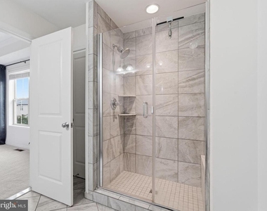 6833 William White Way - Photo Thumbnail 12