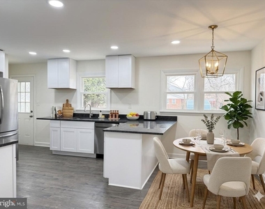 7629 Huron Drive - Photo Thumbnail 8