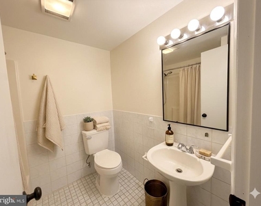 7629 Huron Drive - Photo Thumbnail 6
