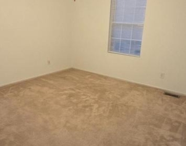 15731 Pierre Court - Photo Thumbnail 38