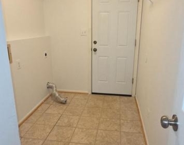15731 Pierre Court - Photo Thumbnail 21