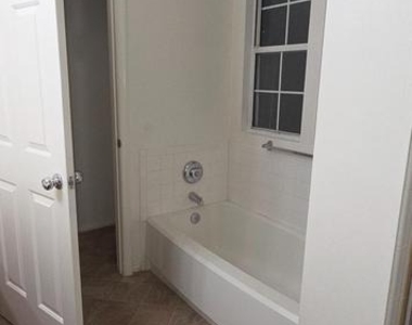 15731 Pierre Court - Photo Thumbnail 30