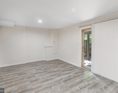 12260 Granada Way - Photo Thumbnail 15