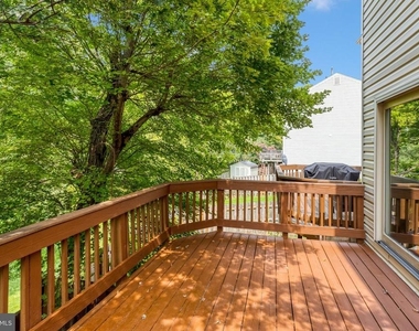 12260 Granada Way - Photo Thumbnail 10