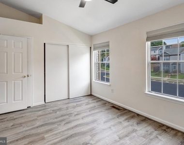 12260 Granada Way - Photo Thumbnail 24