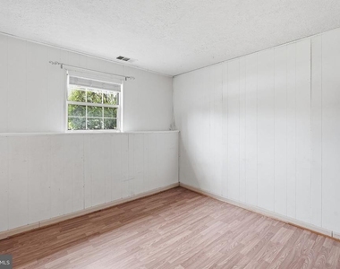 9571 Tudor Oaks Drive - Photo Thumbnail 19