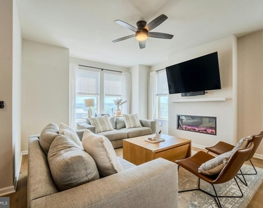 813 Sawback Square Ne - Photo Thumbnail 16