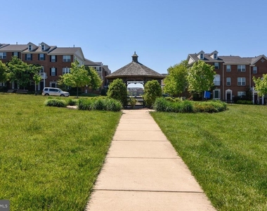 20638 Maitland Terrace - Photo Thumbnail 37