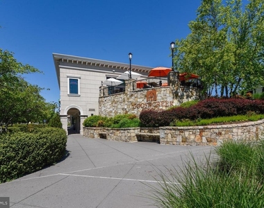 20638 Maitland Terrace - Photo Thumbnail 39