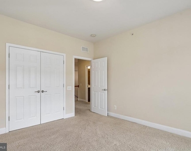 20638 Maitland Terrace - Photo Thumbnail 32