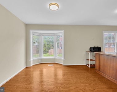 7428 Fountain Head Drive - Photo Thumbnail 29