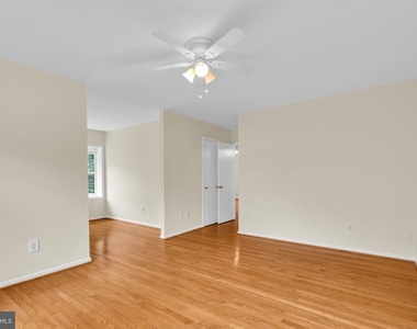 7428 Fountain Head Drive - Photo Thumbnail 21