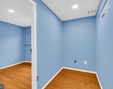 7428 Fountain Head Drive - Photo Thumbnail 34