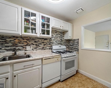 7984 Audubon Avenue - Photo Thumbnail 14