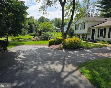 12920 Framingham Court - Photo Thumbnail 32