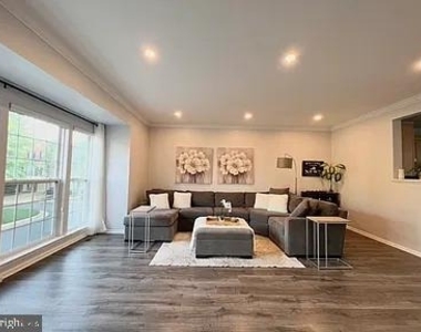 8272 Jake Place - Photo Thumbnail 1
