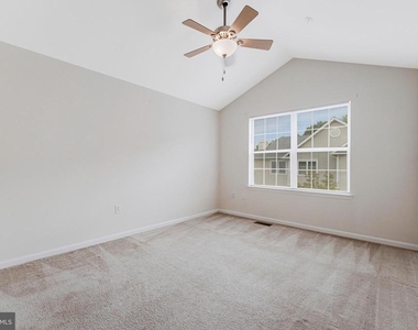 4529 Superior Square - Photo Thumbnail 15