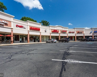 4529 Superior Square - Photo Thumbnail 28