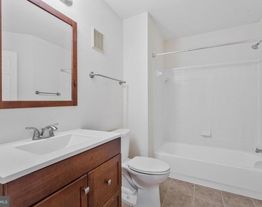 4529 Superior Square - Photo Thumbnail 22