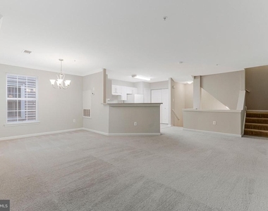 12747 Fair Briar Lane - Photo Thumbnail 5