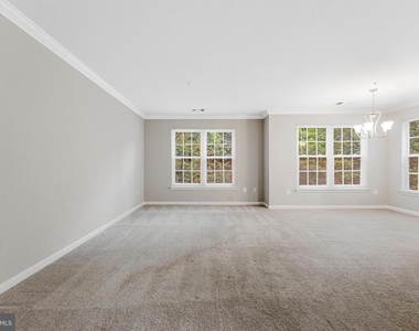 12747 Fair Briar Lane - Photo Thumbnail 4