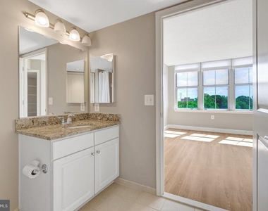 11800 Sunset Hills Road - Photo Thumbnail 21