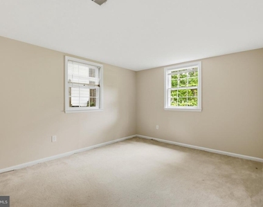 8621 Buckboard Drive - Photo Thumbnail 23