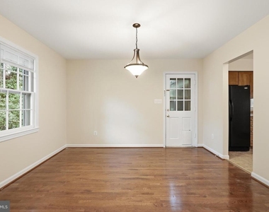 8621 Buckboard Drive - Photo Thumbnail 7