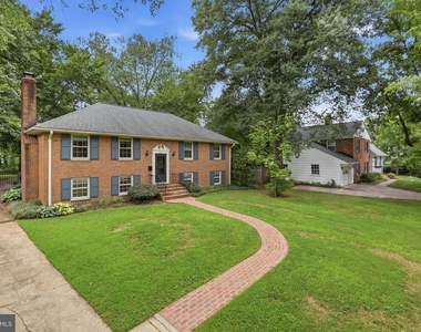 8621 Buckboard Drive - Photo Thumbnail 3