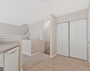 12877 Fair Briar Lane - Photo Thumbnail 13