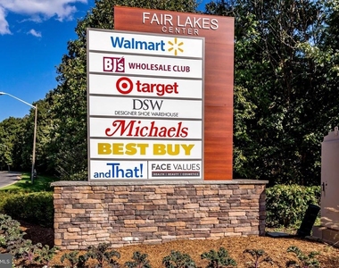 12877 Fair Briar Lane - Photo Thumbnail 46
